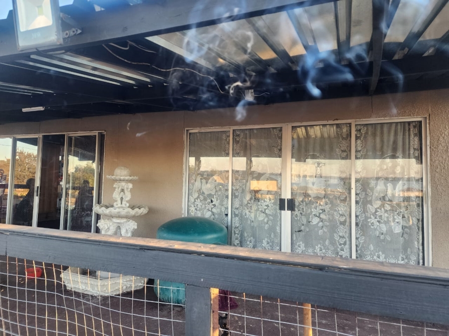 5 Bedroom Property for Sale in Oranjeville Free State